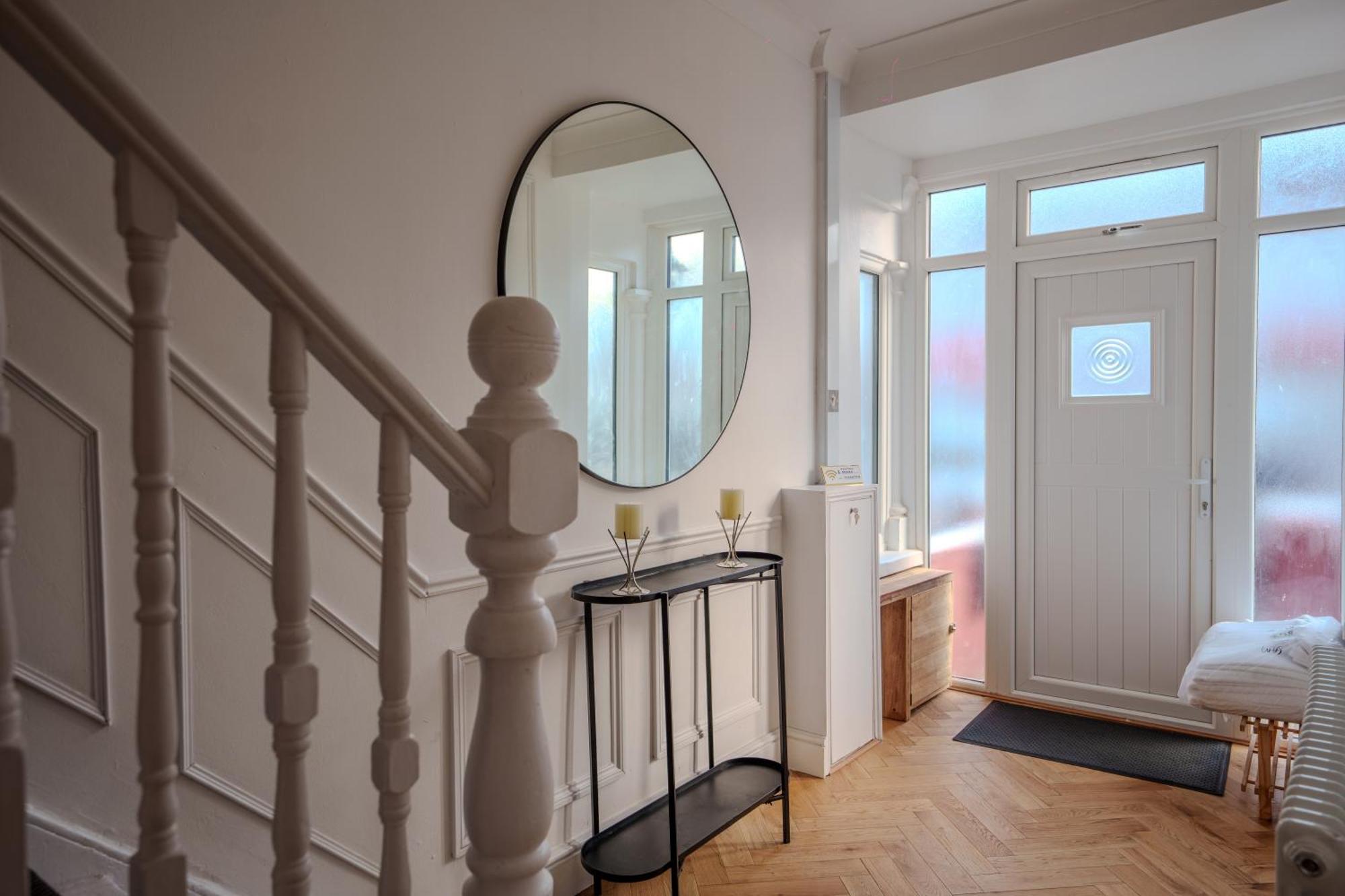 Wembley London Lovely 6 Bed House Sleeps Up To 14 Exterior photo